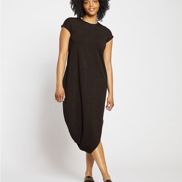 Universal Standard Black Midi Dress - Picture 1 of 6
